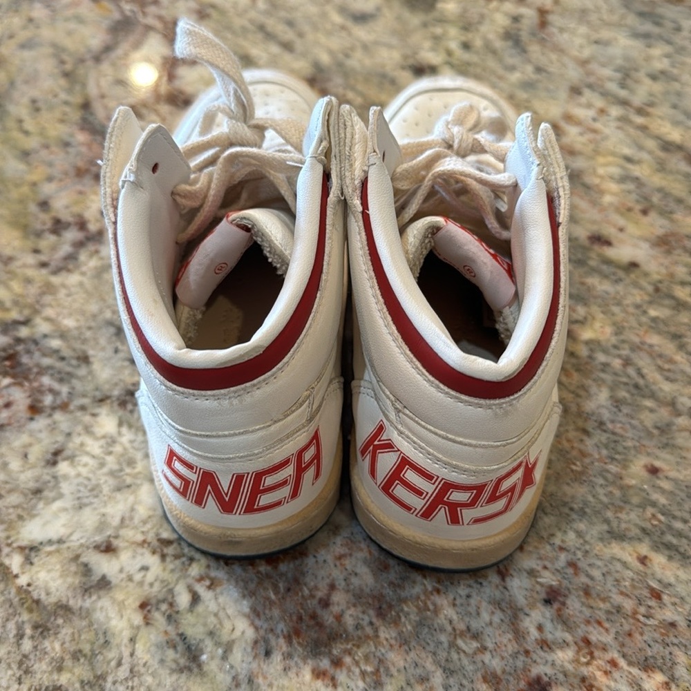 Kid size 34 Golden Goose Sky Star Kid sneakers